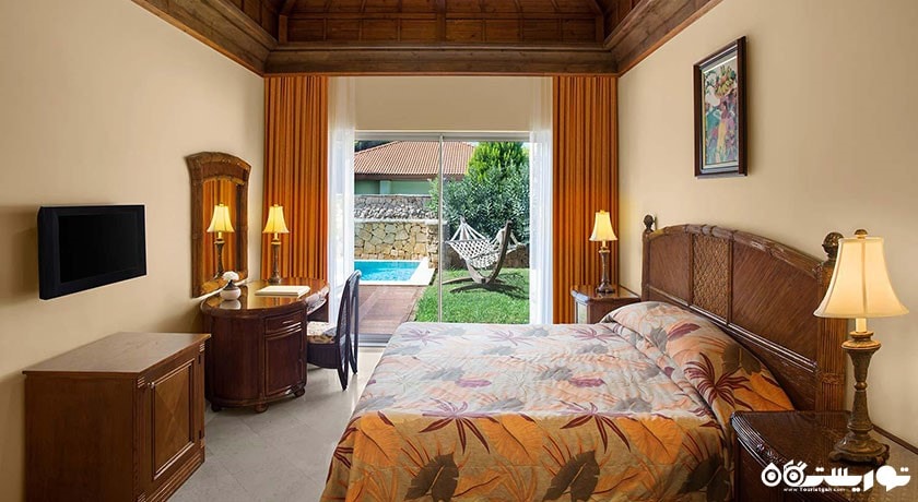 نمای تخت بزرگ ویلای بالی
