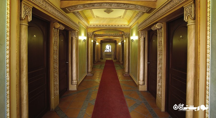 راهروی ورودی اتاق های هتل