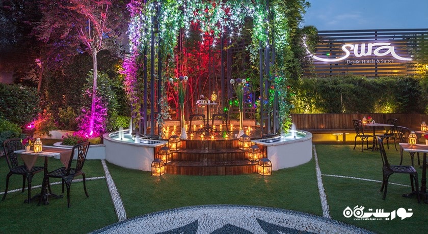 محوطه فضای باز رستوران سورا