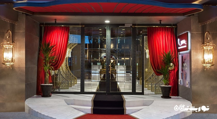 درب ورودی هتل سورا دیزاین استانبول