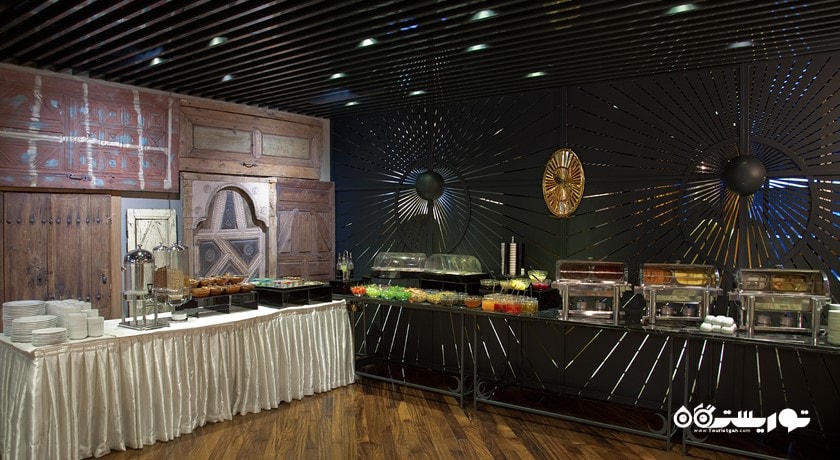 بوفه سلف سرویس رستوران سورا