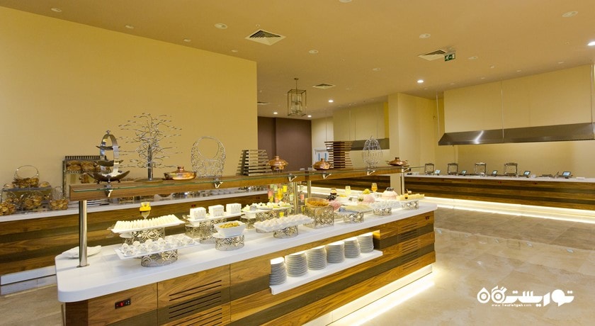 بوفه سلف سرویس رستوران آجارا