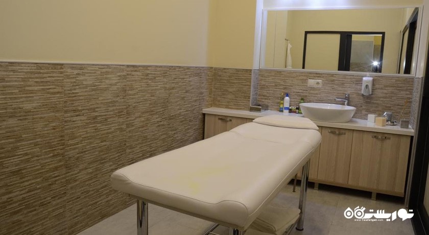 تخت ماساژ مرکز سلامتی و اسپا