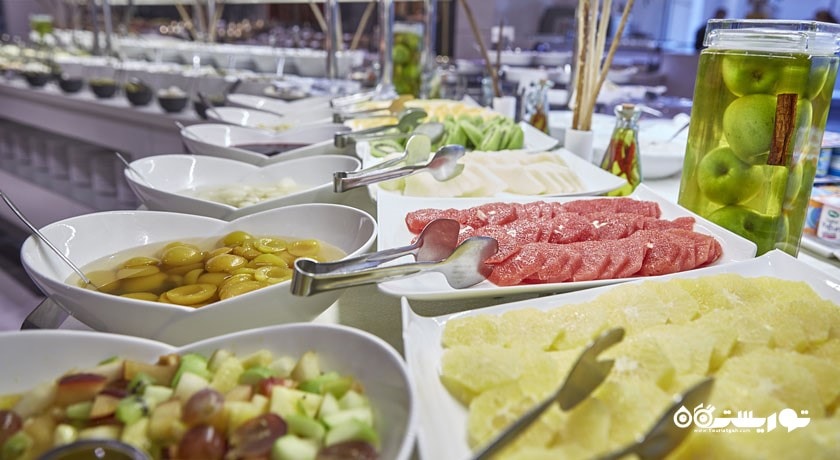 بوفه سلف سرویس رستوران پلازا 177