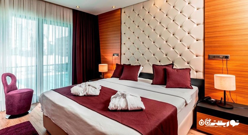 نمای تخت بزرگ اتاق استاندارد