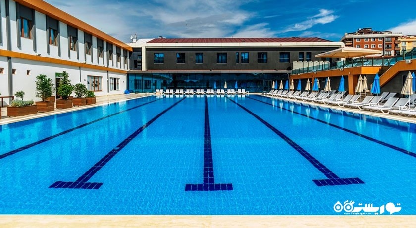 استخر روباز هتل آیدین اوغلو