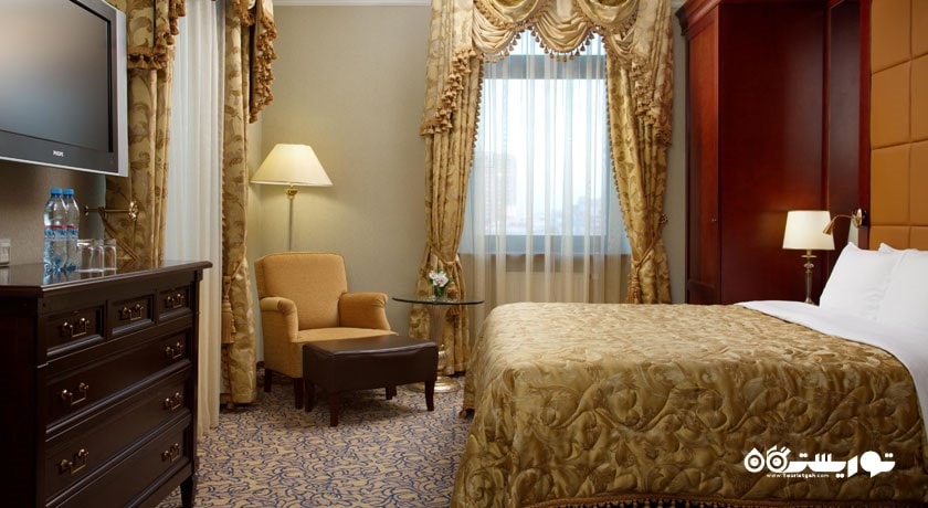 نمای تخت بزرگ سوئیت پرزیدنشال
