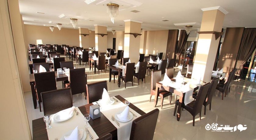 نمای رستوران هتل بلو ویستا هیل