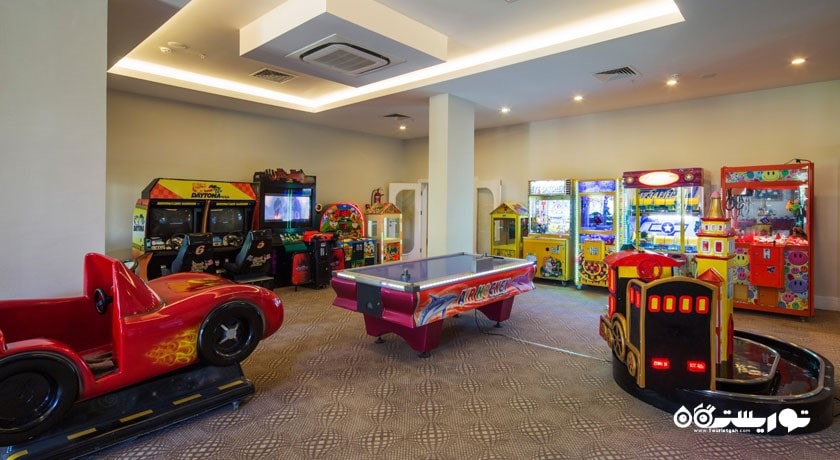 اتاق بازی هتل کریستال تات بیچ گلف ریزورت