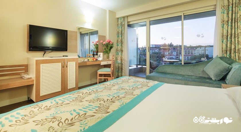 نمای تخت بزرگ اتاق استاندارد