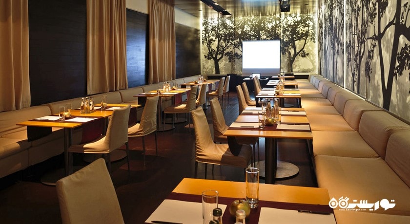 رستوران هتل گلدن اپل بوتیک