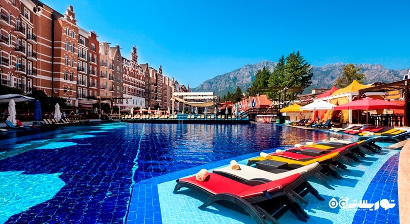 استخر روباز هتل اورنج کانتی ریزورت کمر