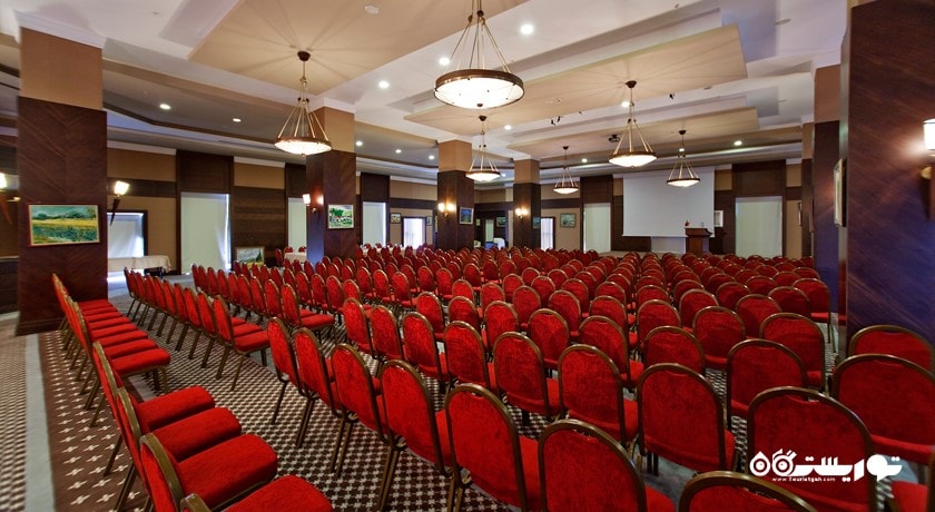 سالن برگزاری همایش و جلسات