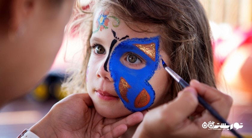 نقاشی روی صورت در کلاب کودکان