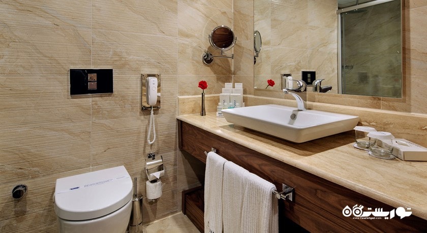حمام و سرویس بهداشتی اتاق ها