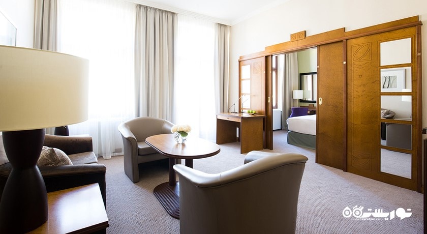 محوطه نشیمن سوئیت دلوکس