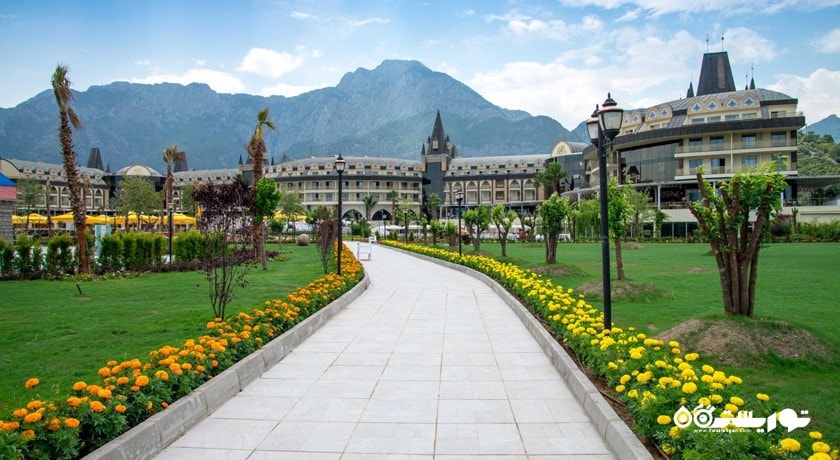 فضای سبز هتل آمارا پرستیژ