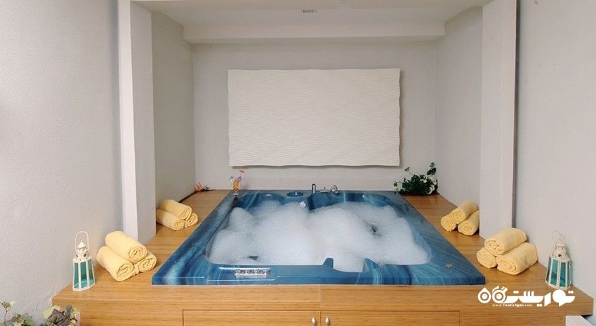 جکوزی مرکز سلامتی و اسپا