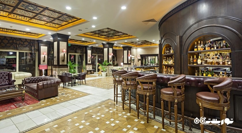 بار لابی هتل وویج بلک گلف اند اسپا