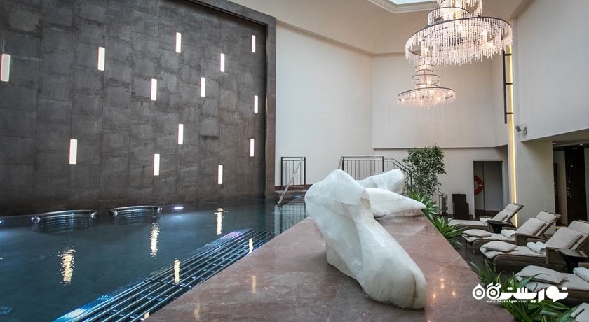 استخر سرپوشیده مرکز سلامتی و اسپا