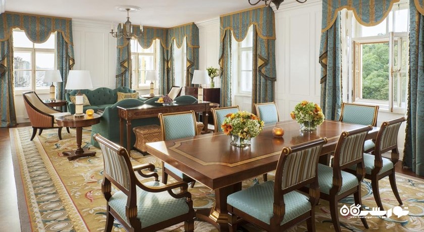 محوطه نشیمن سوئیت پلس