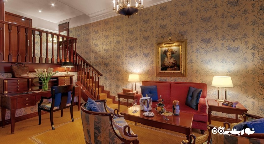 محوطه نشیمن سوئیت اگزکیوتیو