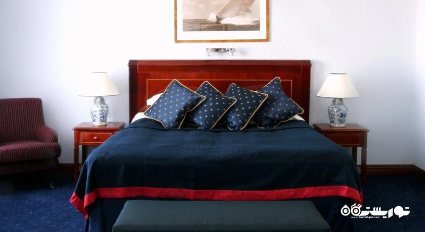 نمای تخت بزرگ سوئیت دوبلکس