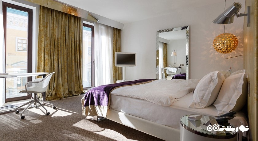 نمای تخت بزرگ اتاق مارولس