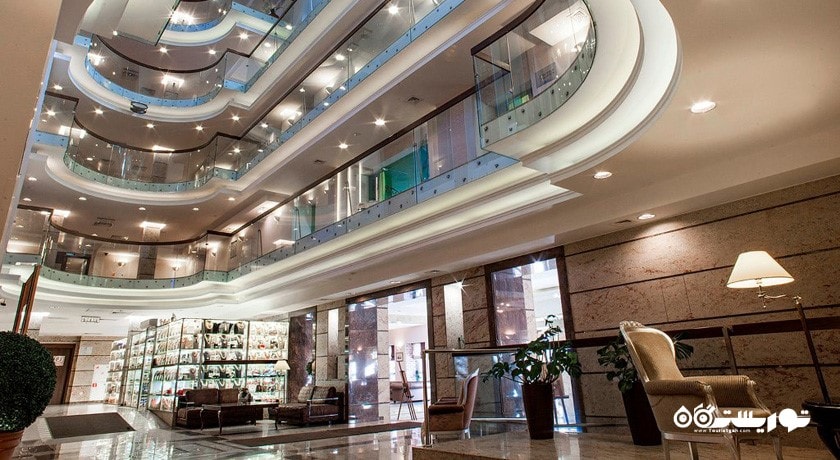 نمای لابی هتل ودنسکی