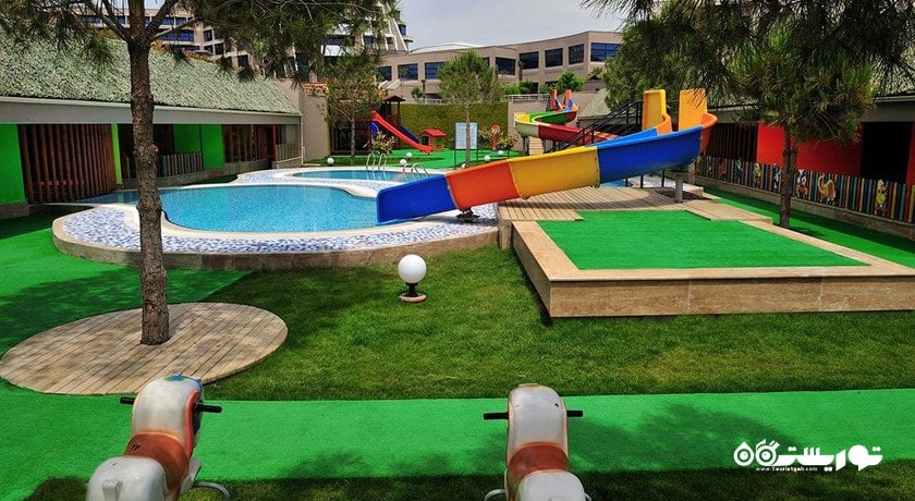 محوطه مخصوص بازی کودکان