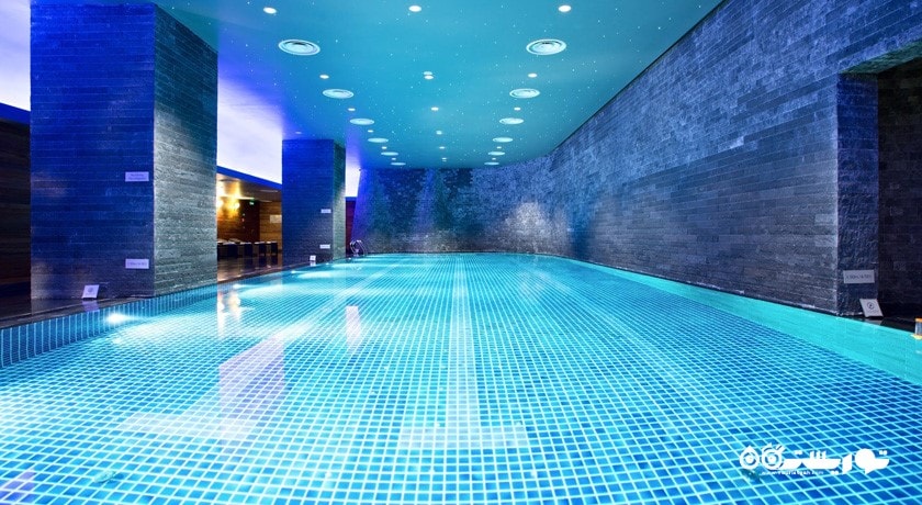 استخر سرپوشیده مرکز اسپا