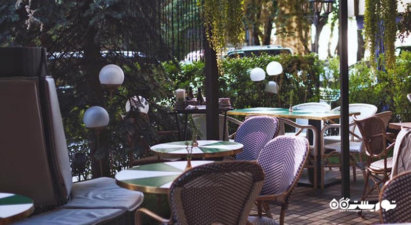 محوطه نشیمن فضای باز سامر تراس