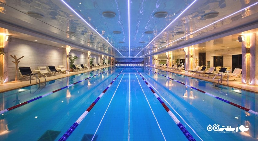 استخر سرپوشیده هتل رادیسون رویال