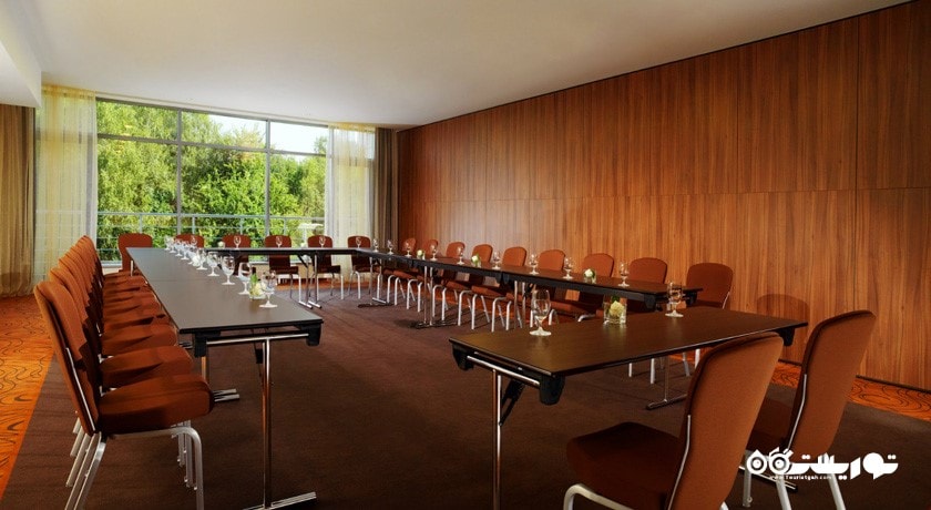 اتاق برگزاری جلسات در هتل