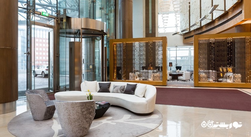 نمای لابی هتل سوئیسوتل کراسنی هولمی