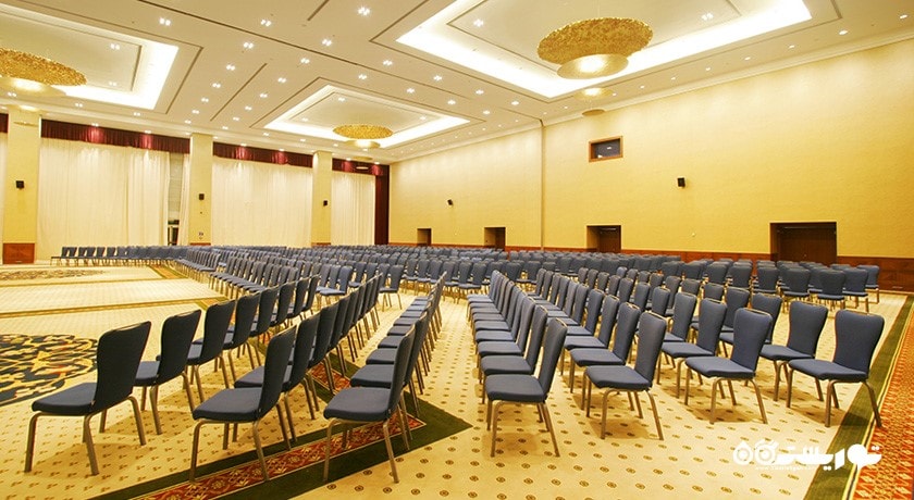 سالن برگزاری همایش و جلسات