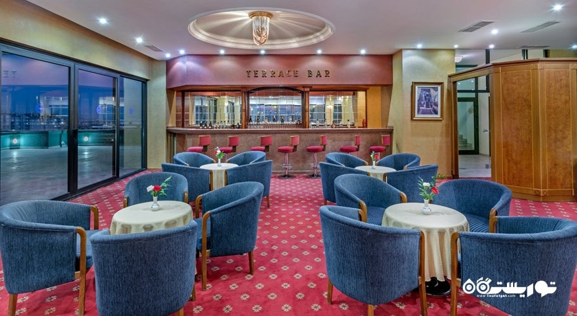 محوطه نشیمن بار تراس 