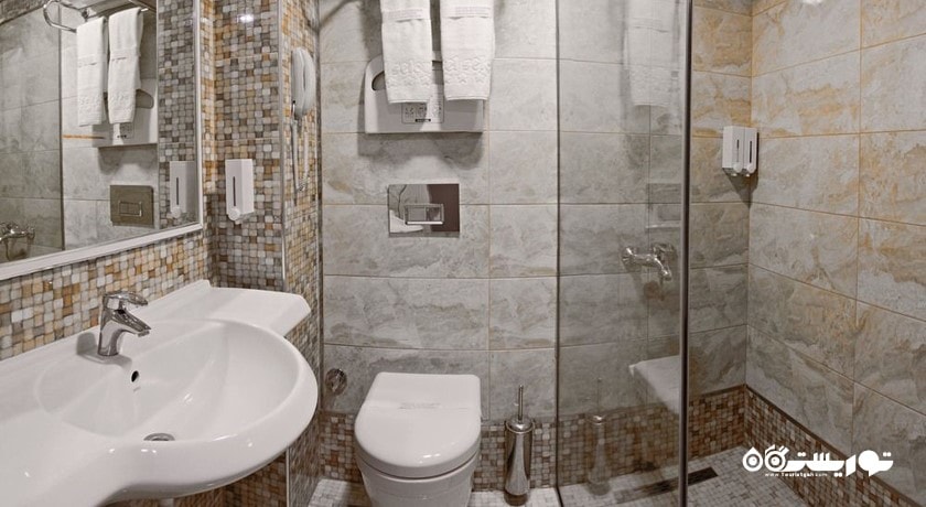 حمام و سرویس بهداشتی اتاق ها
