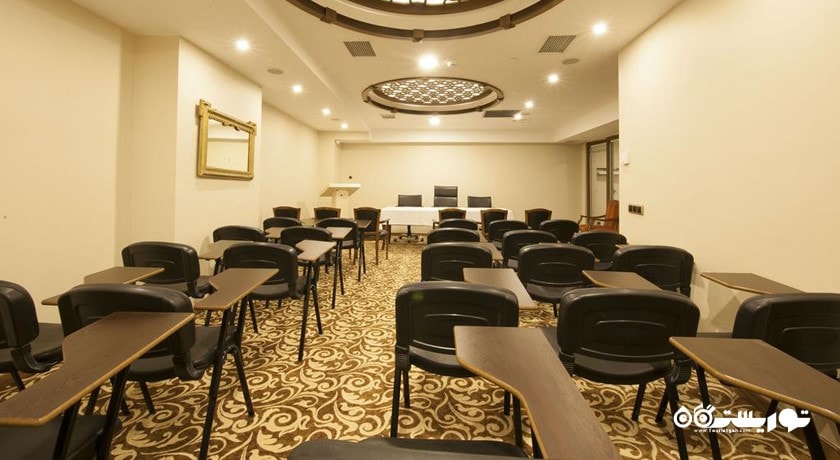 سالن برگزاری جلسات در هتل