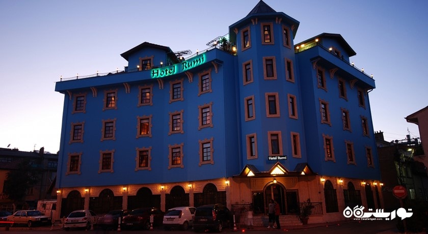 نمای شب هتل رومی قونیه