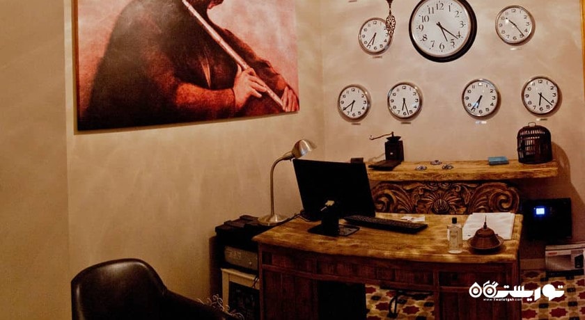 میز پذیرش هتل هیچ قونیه