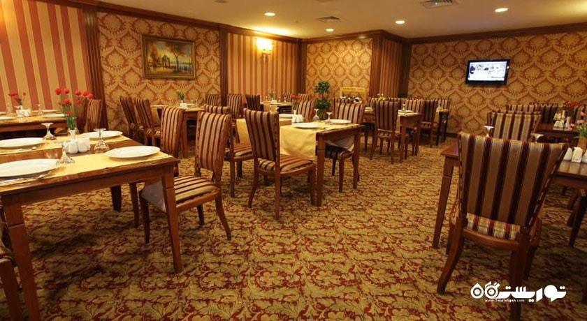 نمای کلی رستوران تولیپ داینینگ