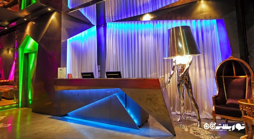 میز پذیرش هتل پرا تولیپ سیتی