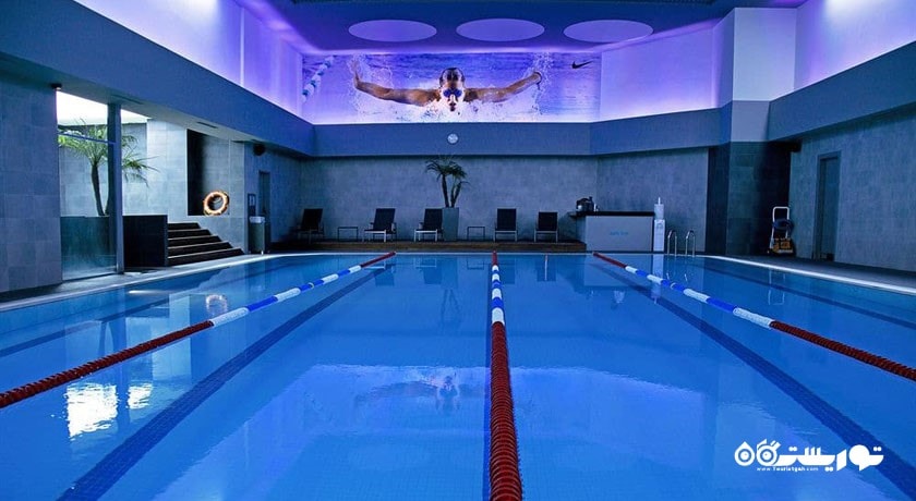 استخر سرپوشیده هتل پوینت بارباروس