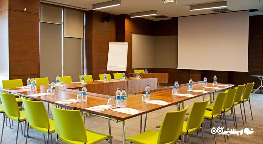 اتاق برگزاری جلسات در هتل