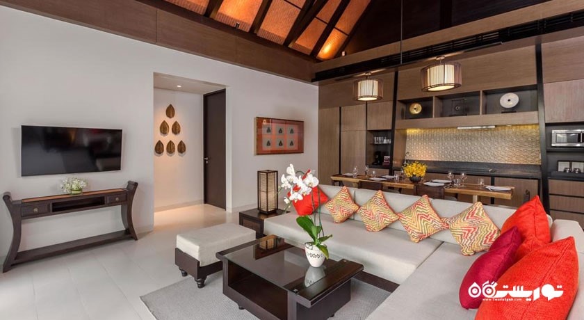 محوطه نشیمن ویلا سه خوابه