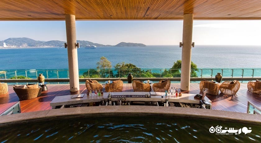 چشم انداز لابی بار اینفینیتی