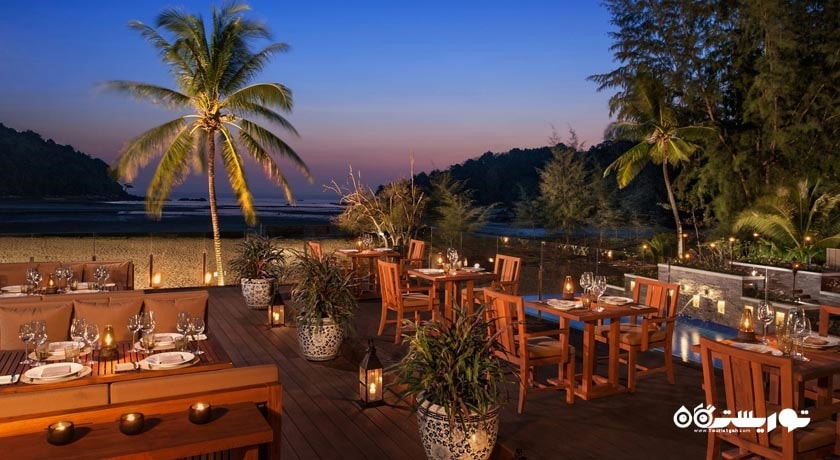 محوطه فضای باز رستوران سالا لین