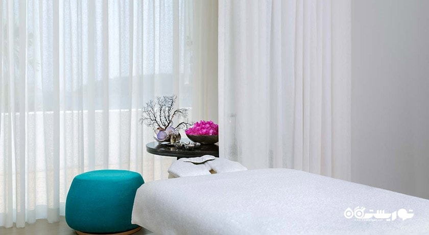 تخت ماساژ مرکز سلامتی و اسپا