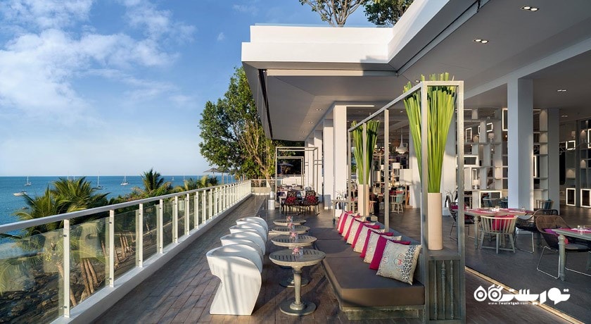 محوطه فضای باز رستوران کاسمو